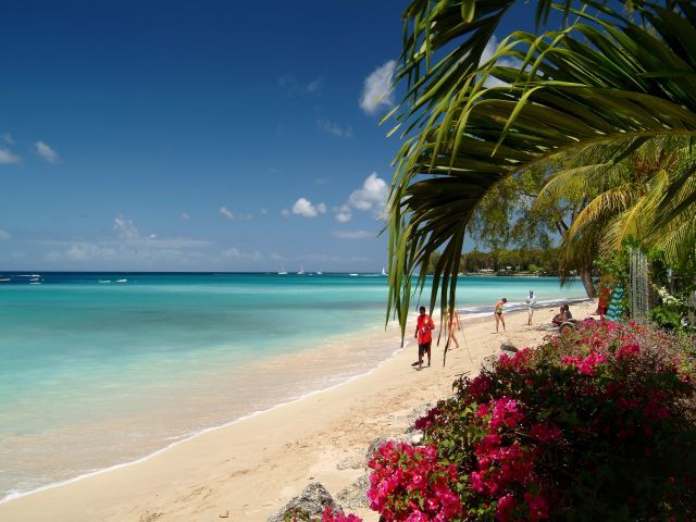 Tropical Sunset Beach Apartment Hotel Saint James Buitenkant foto
